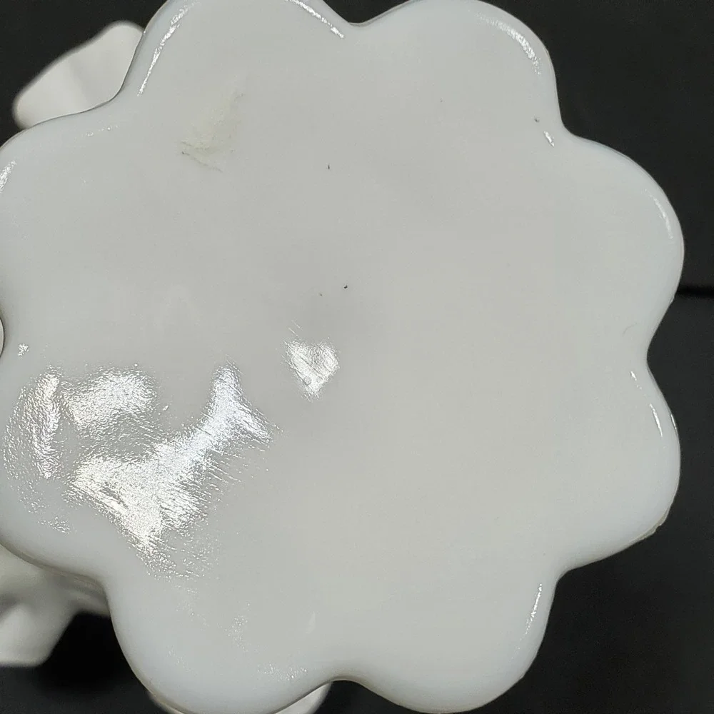 N/A vintage milk